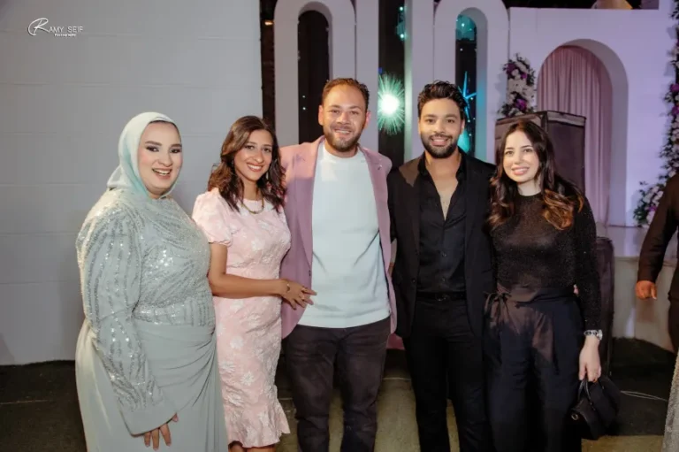 أحمد جمال ورنا سماحة وشاهيناز وإسلام شيندي يحيون خطوبة شقيق الإعلامية يارا أحمد