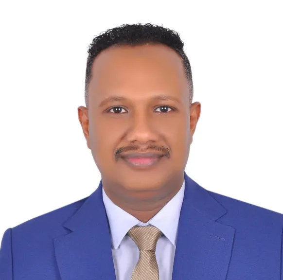 المستشار محمد عباس يشيد بدور مصر والرئيس السيسي في دعم الاستقرار الإقليمي واحتضان السودانيين