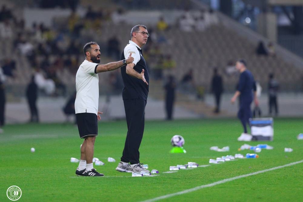 كاريلي يهجر الفارس ويتجه للفهود