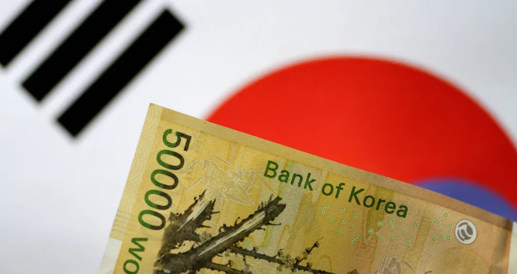 الوون الكوري يتراجع إلى أدنى مستوى في شهرين… والأسهم تتكبد خسائر حادة