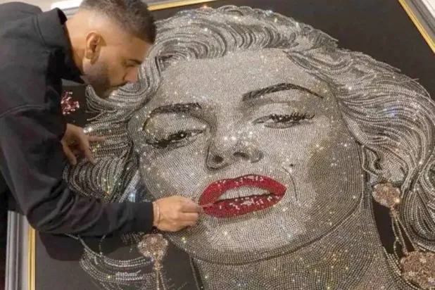 150,000 Crystals to Mark the 100th Anniversary of Marilyn Monroe’s Birth