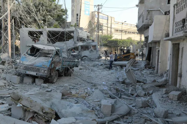 Lebanon Reports Israeli Strikes as Hezbollah Claims Attacks Against Troops in South