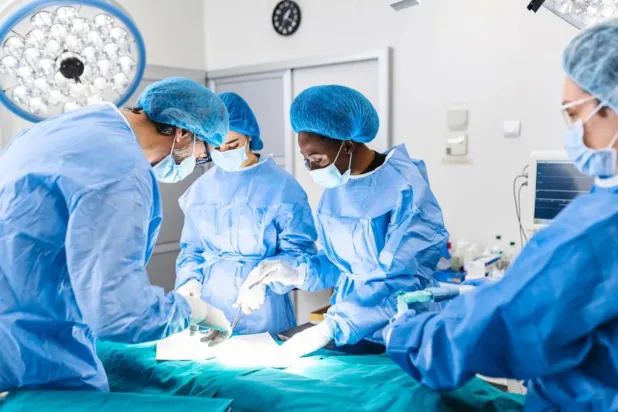 Serious Medical Errors in Britain: Gloves Left Inside Patients and Accidental Organ Removal