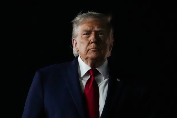 Trump Says US Helicopter Pilots Who Went Down in Strait of Hormuz are Fine