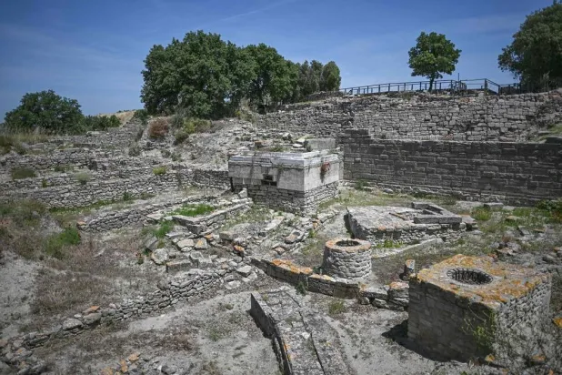 Between Homer and Hollywood: Troy a Source of Turkish Pride