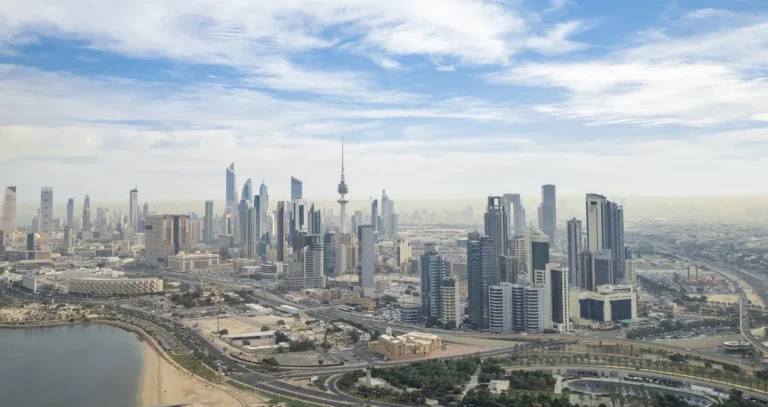 تضامن إقليمي ودولي واسع ضد الاعتداءات الإيرانية