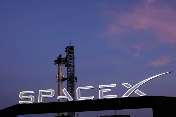 SpaceX on Cusp of Record IPO that Could Make Musk a Trillionaire