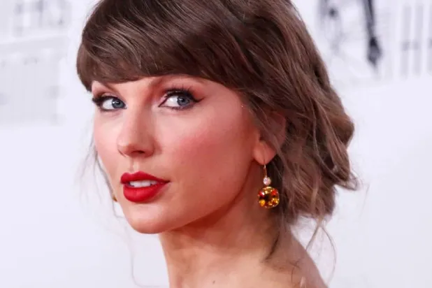 Taylor Swift Becomes Youngest Woman Inducted into the Songwriters Hall of Fame