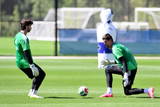 Belgium Keeper Courtois Thinking about Retiring from National Team after World Cup
