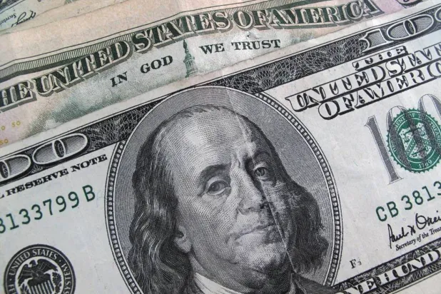 Dollar Steadies as Traders Weigh Prospects for Iran Ceasefire