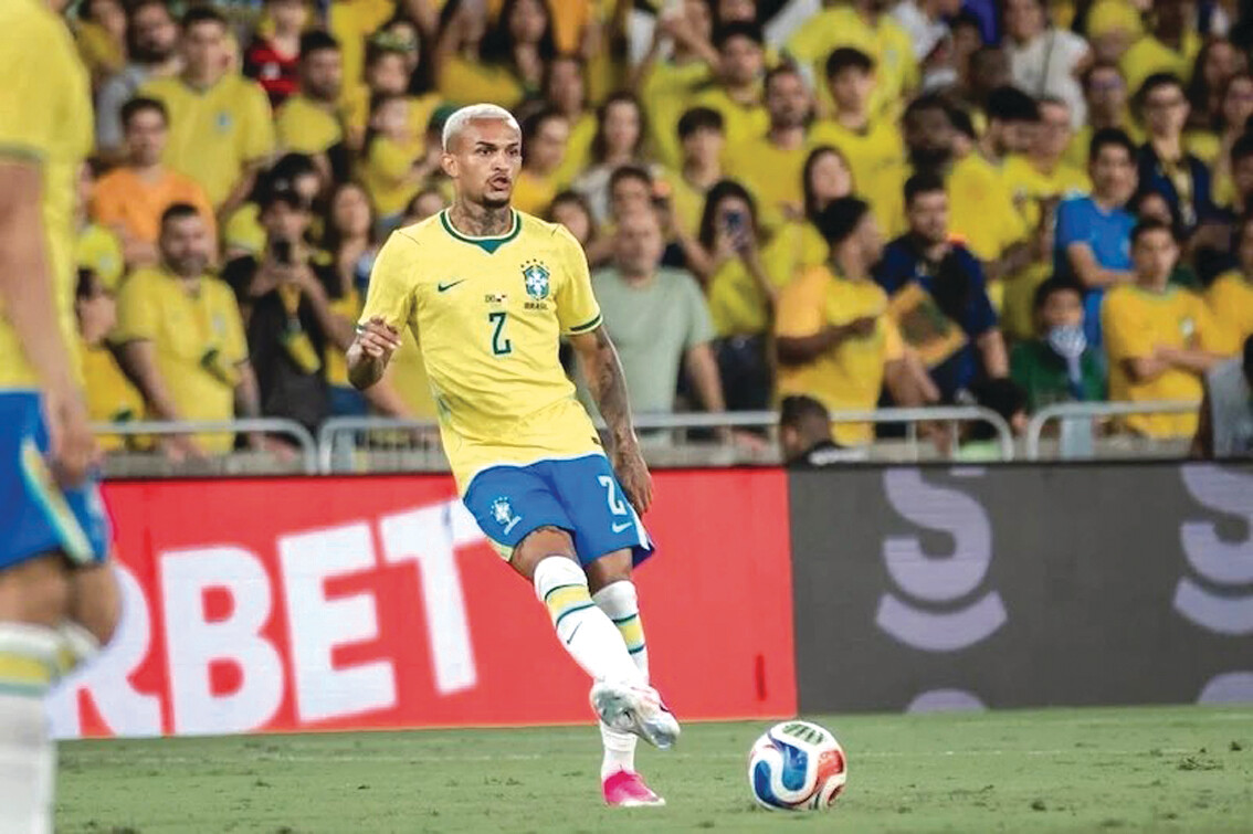 البرازيل تفقد ويسلي وتستدعي إيدرسون