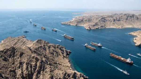 إيجور بافلوف: التطورات في مضيق هرمز أظهرت رغبة في فرض قانون الغاب