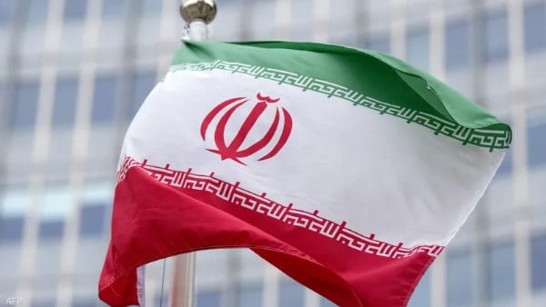 إيران: رفع القيود عن الرحلات الجوية وعودة أنشطة الطيران تدريجيا