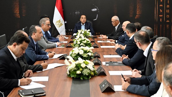 نيسان تطلق إنتاج “ماجنيت” في مصر.. ومدبولي: نتطلع لرؤية أول سيارة كهربائية للشركة قريبًا