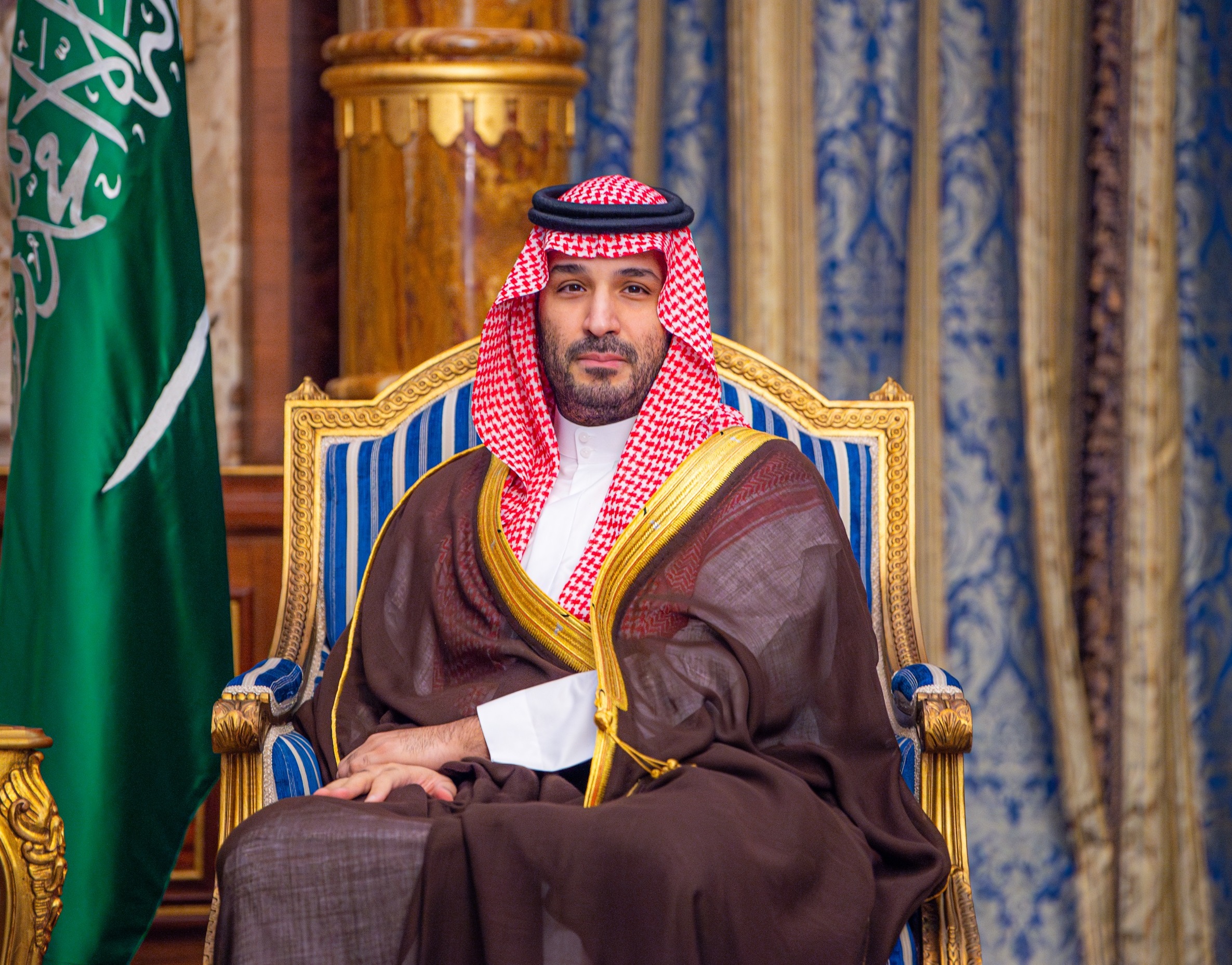 ولي العهد يوجه باستئناف صادرات لبنان إلى المملكة