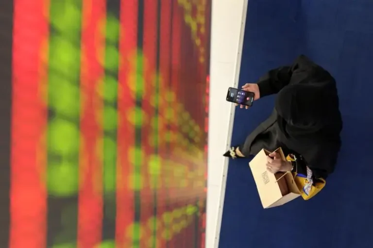 Mideast Stocks: Major Gulf markets drop amid fresh Middle East tensions