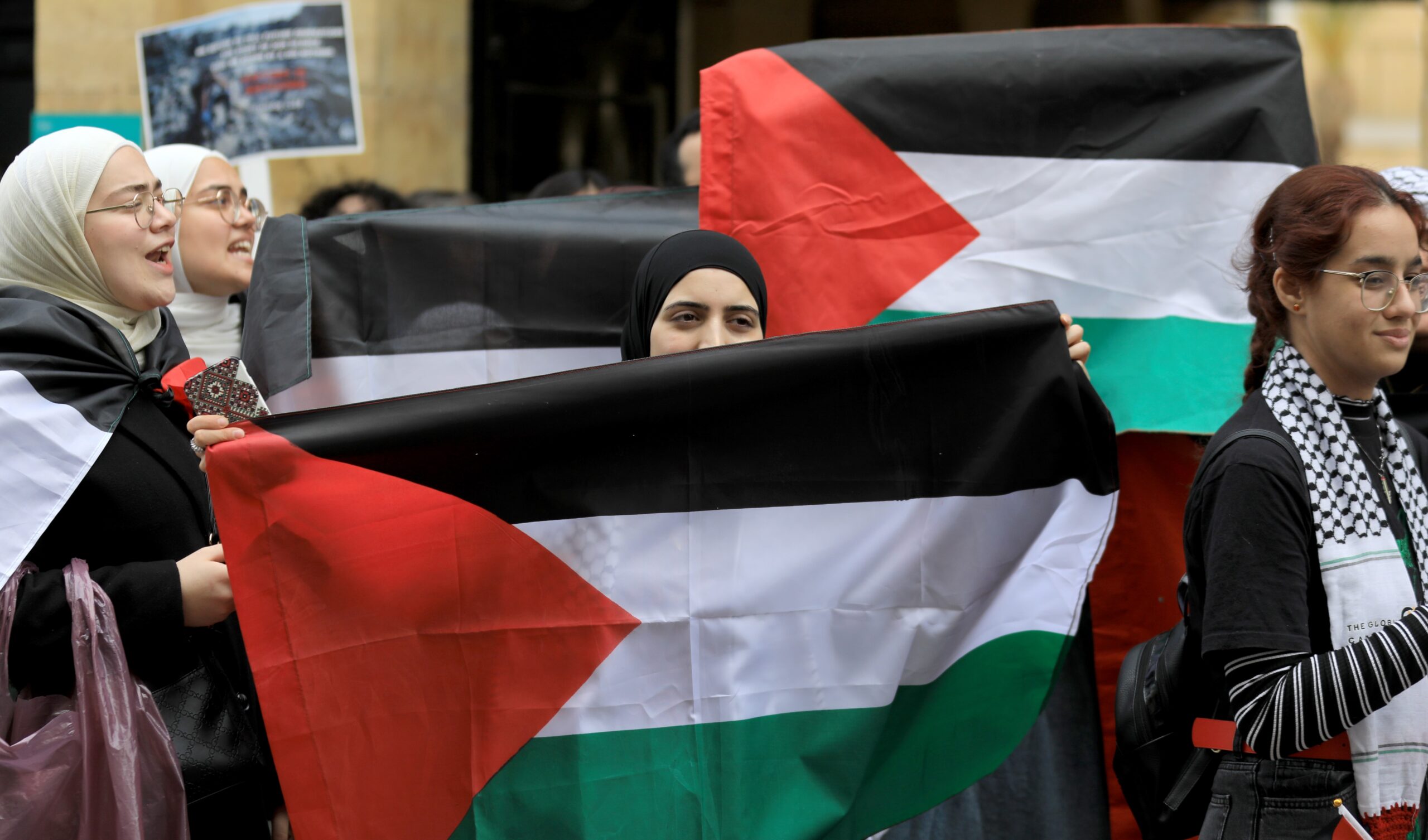 كيف تغيّر الضمير الجمعي العربي خلال نصف قرن: إعادة تشكيل المجال العربي من المقاومة إلى التطبيع (3/3)