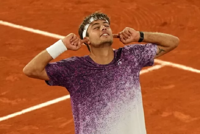 French Open rocked by shock exits