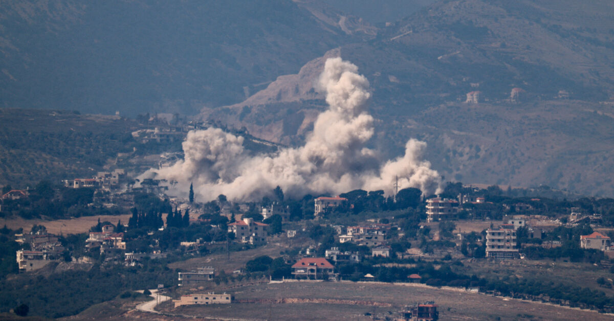 Israel and Lebanon agree to implement ceasefire