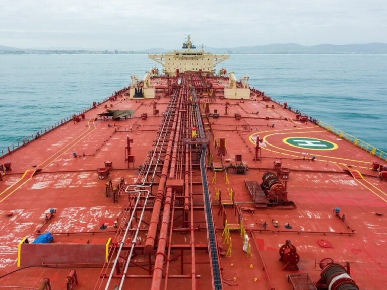 Saudi Arabia Slashes Oil Prices Again as Asian Demand Weakens