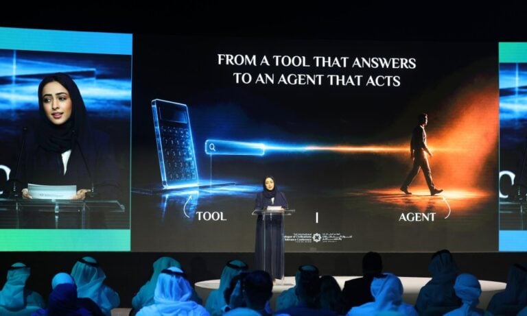 نوره الشامسي : الإمارات تقود التحول نحو الذكاء الاصطناعي برؤية تجمع بين الابتكار والمسؤولية