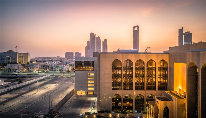المركزي الإماراتي يطرح أذونات نقدية جديدة بقيمة 43,000 مليون درهم