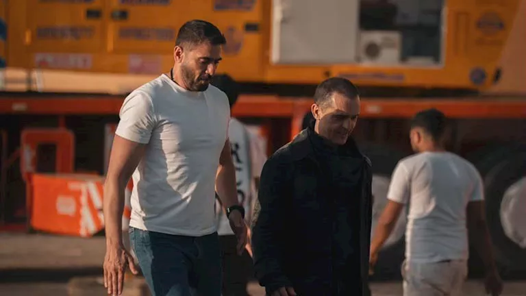 أحمد عز وبيدرو ألونسو يستأنفان تصوير مسلسل الأمير، وتركي آل الشيخ يعبّر عن رأيه.