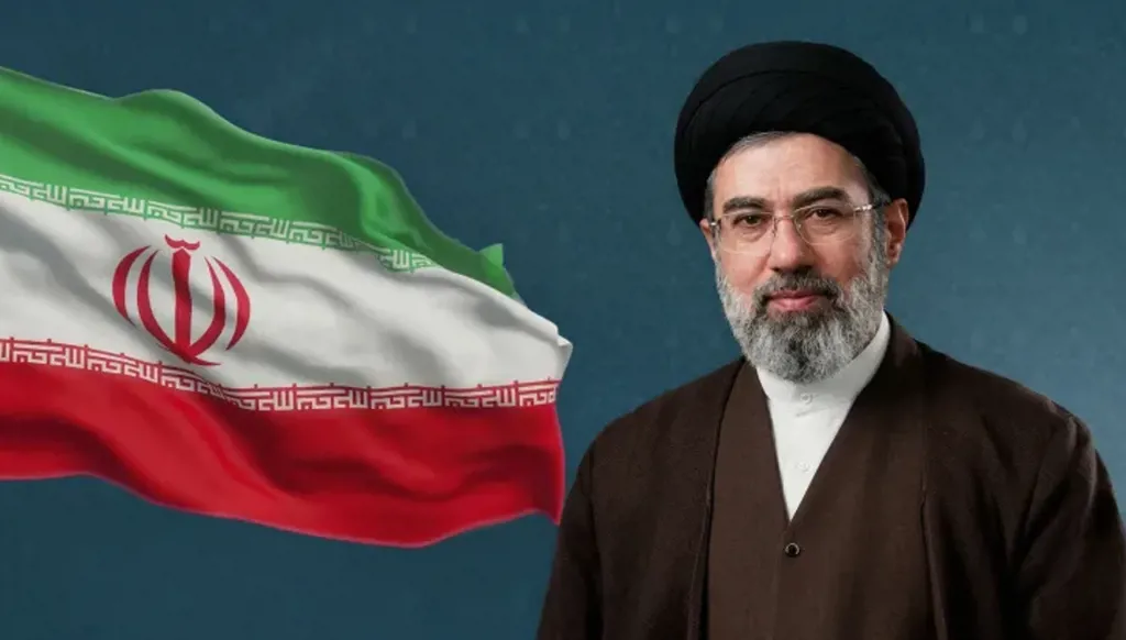 ظروف مجتبى خامنئي أصعب من ظروف والده