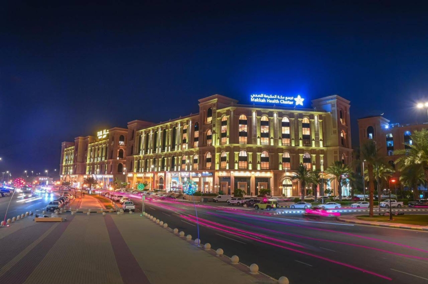 مستشفى ثريبان ينجح في استئصال أورام ليفية مع المحافظة على الرحم لمريضة شابة