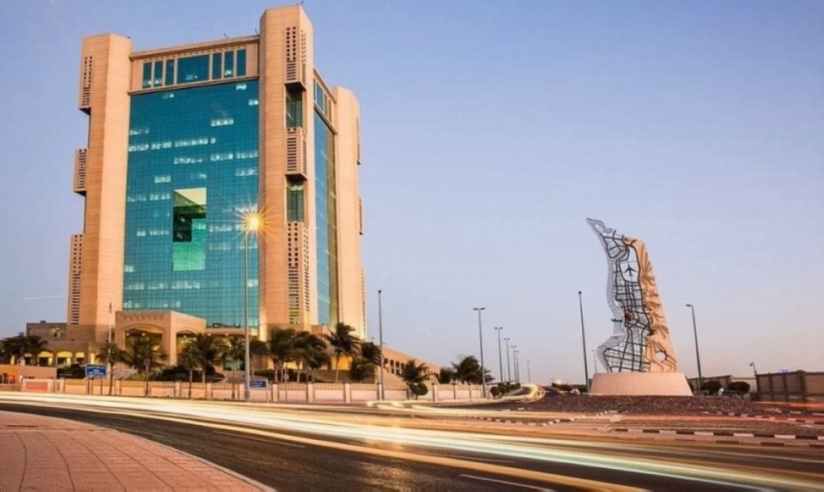 Jeddah Mayoralty serves evacuation notices for 129 dilapidated buildings in Ghulail district