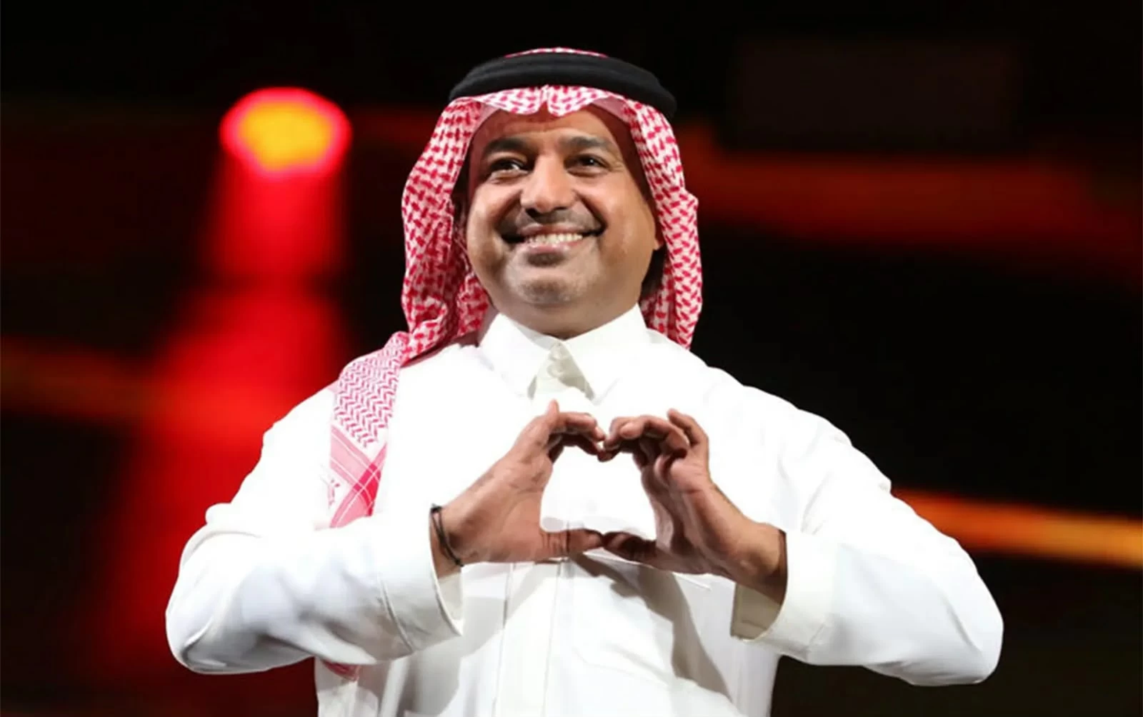 الماجد يحتفي بتتويج النصر بأغنية «معصي»