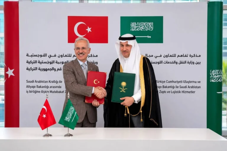 Saudi Arabia, Türkiye sign railway deal