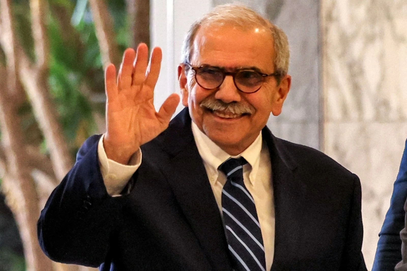 نواف سلام يشكر ولي العهد: قراركم يفتح آفاقاً جديدة للاقتصاد اللبناني