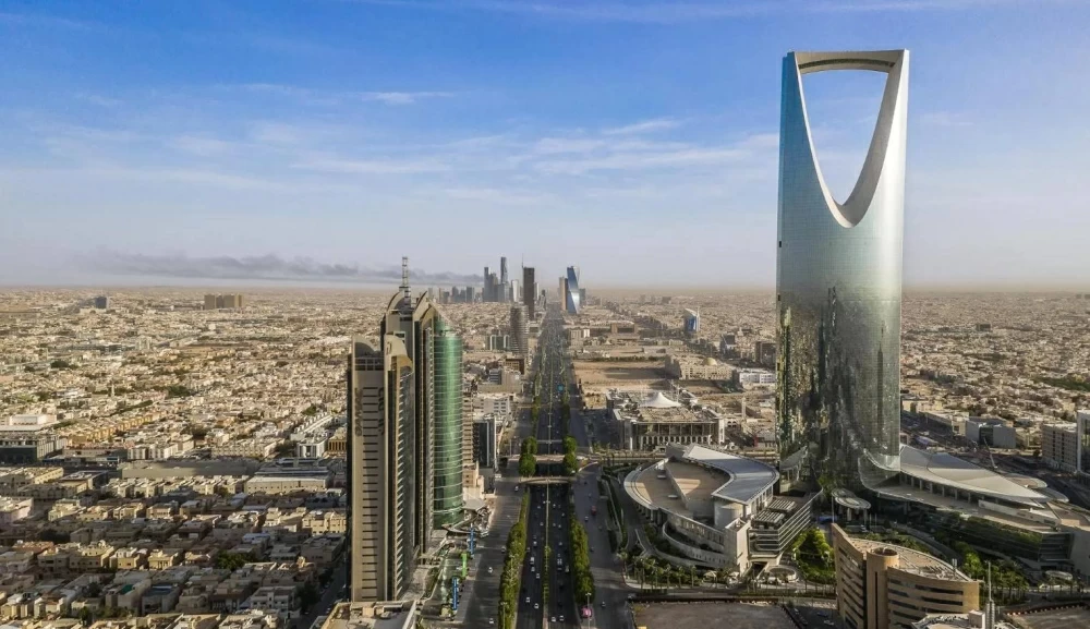 «قوى»: 100 ريال رخصة عمل حاملي الإقامة المميزة