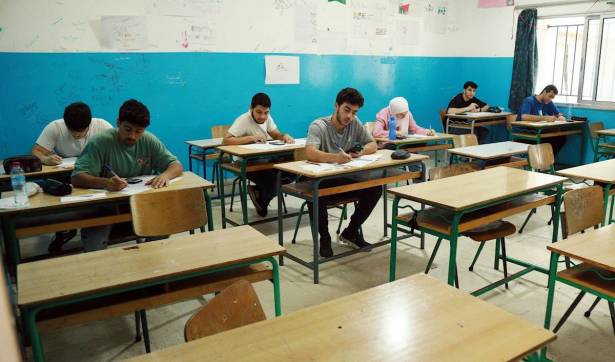 هل اقترب قرار إلغاء الامتحانات الرسمية؟