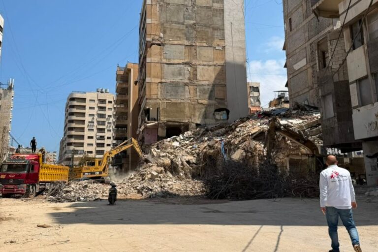 «أطباء بلا حدود» تساهم في استعادة الخدمات الأساسية في الضاحية