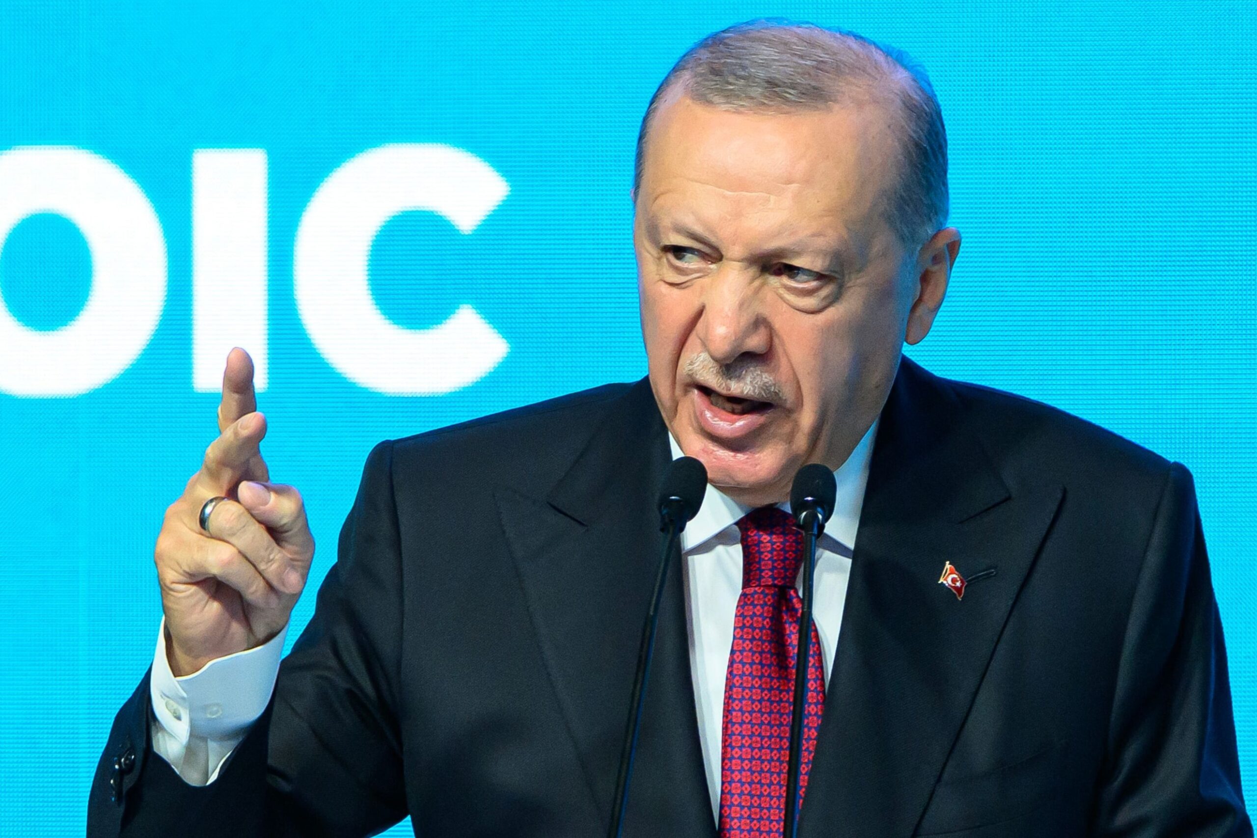 أردوغان: أمن تركيا يبدأ من بيروت ودمشق وحلب.. ولن نسمح بتحقيق المخططات الإسرائيلية