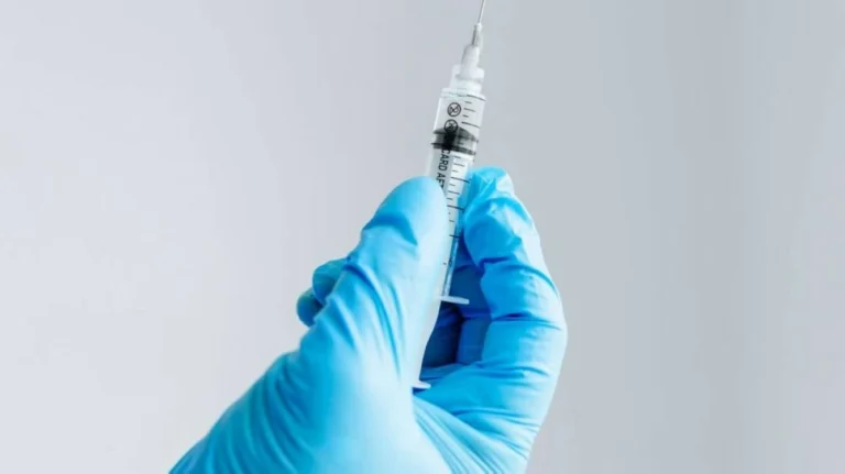 AI-developed vaccine tested on humans shows limited results