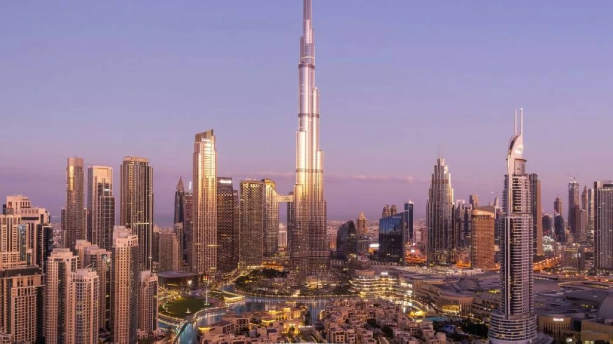 Dust, heat and strong winds: UAE temperatures reach 47°C today