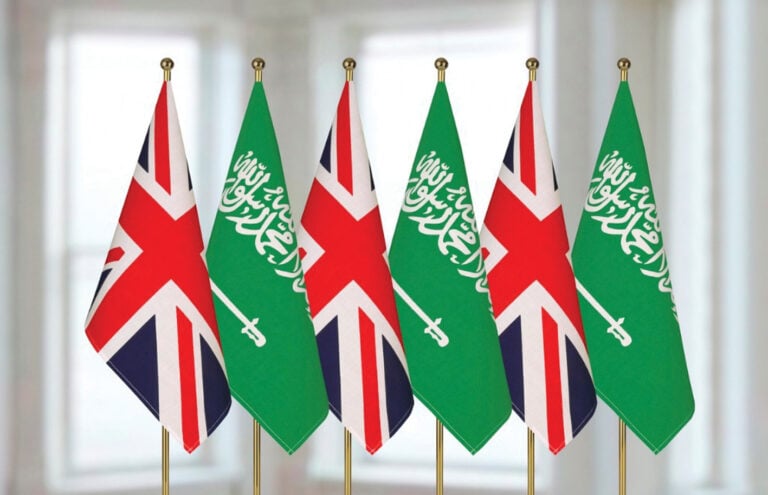 من الذكاء الاصطناعي إلى البنية التحتية.. شراكة استثمارية تتوسع بين السعودية وبريطانيا