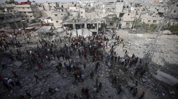 شهيدة و15 جريحاً في قصف إسرائيلي على خيمة للنازحين في غزة