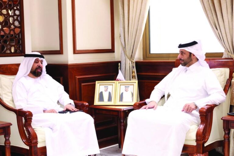 Qatar, UAE discuss strengthening co-operation in municipal affairs
