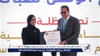 وزير الصحة يكرّم مستشفى أسيوط العام لتميزها في دعم الولادة الطبيعية