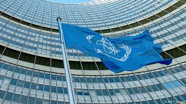 الطاقة الذرية تطالب إيران بالتعاون الفوري والسماح بالوصول إلى مواقعها النووية
