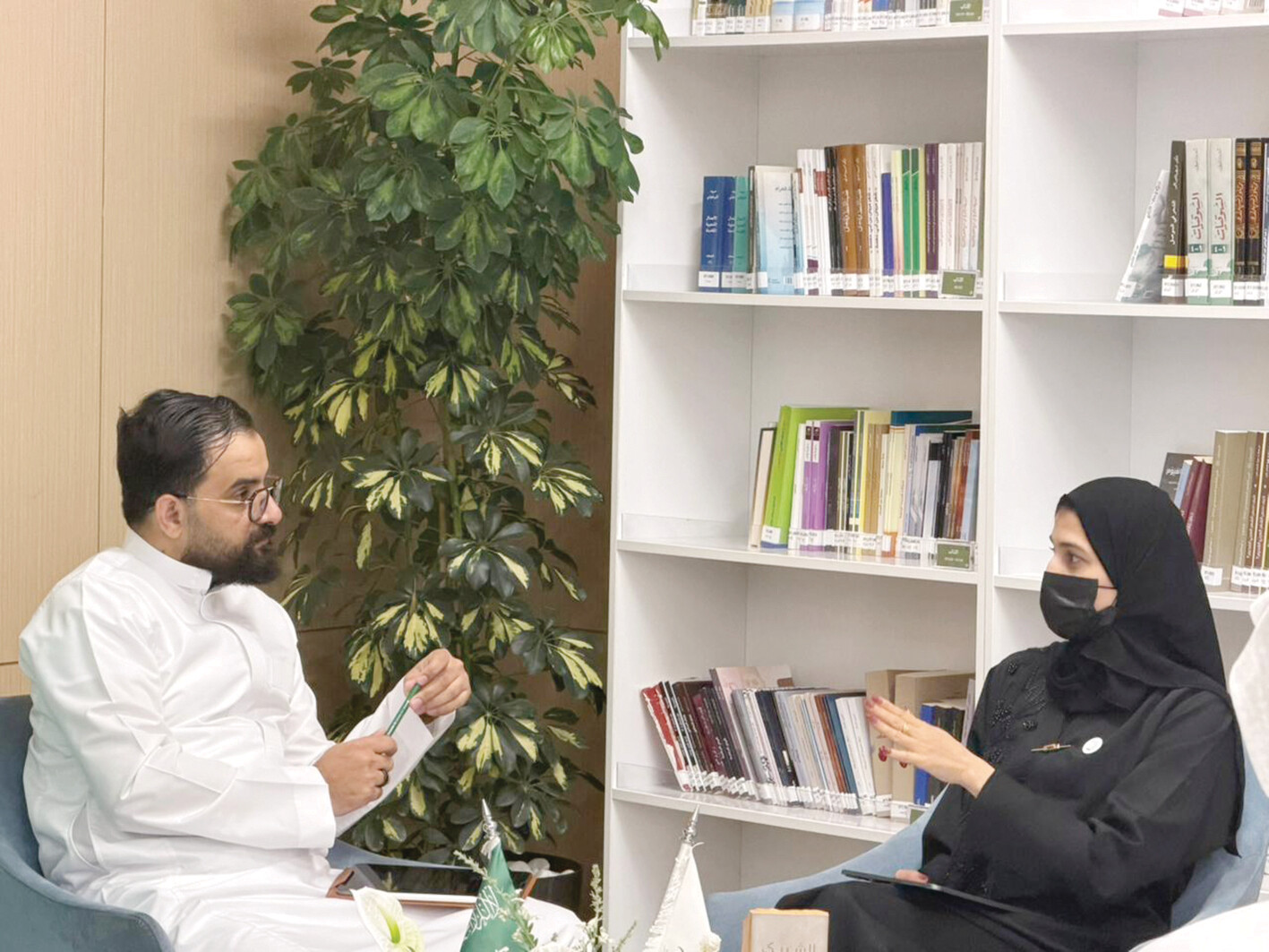 رنيـن ممدوح تفتـح «حقبة مع شمس» في جـازان