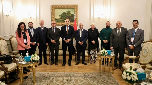 وزير التعليم: نسعى لإعداد الطلاب لوظائف المستقبل من خلال تطوير المناهج الدراسية