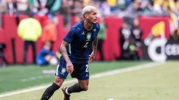 صدمة في معسكر البرازيل.. إصابة ويسلي فرانكا تثير القلق قبل انطلاق كأس العالم