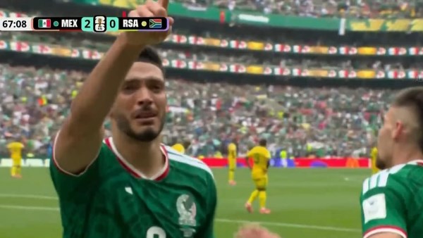 خيمينيز يضيف الهدف الثاني للمكسيك في مرمى جنوب إفريقيا بافتتاح كأس العالم