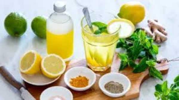 مشروب صباحي بسيط يساعد على تقليل دهون البطن .. السر الذي لا يعرفه كثيرون