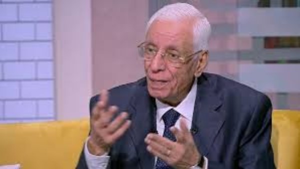 حسام موافي: الصدمات النفسية قد تظهر بأعراض تشبه أمراض القلب